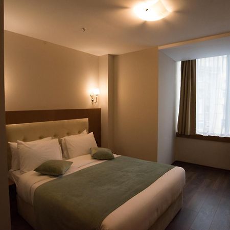 Albanopolis Hotel Tirana Bagian luar foto