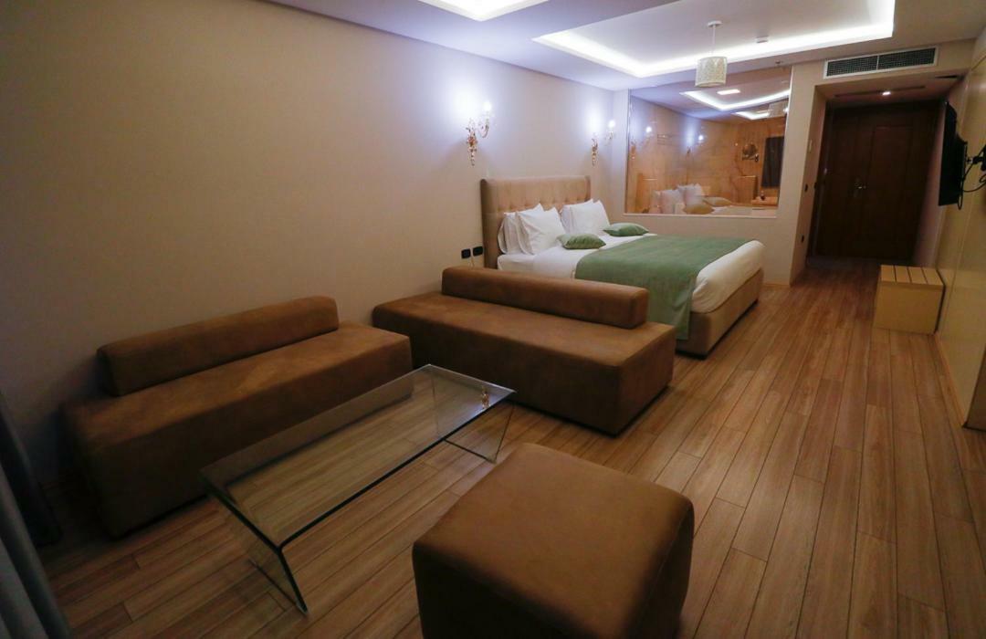 Albanopolis Hotel Tirana Bagian luar foto